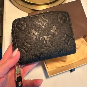 Louis Vuitton zippy wallet coin purse